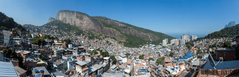 Rio’s Rocinha favela in the foreground. Source: Wikipedia 