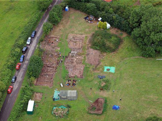 ap_2011_2770-trellech-excavation1